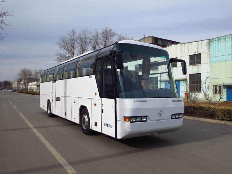BFC6120L2D5J型豪华旅游客车