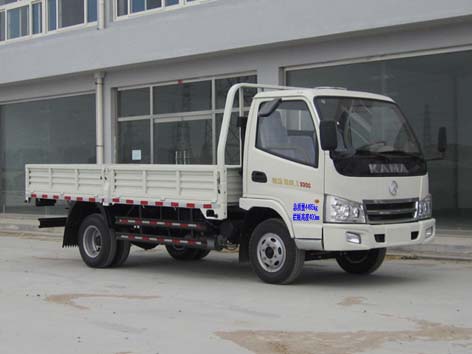 KMC1046A33D4型载货汽车