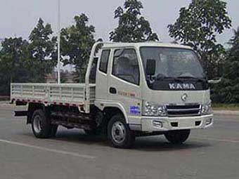 KMC1042LLB33P4型载货汽车