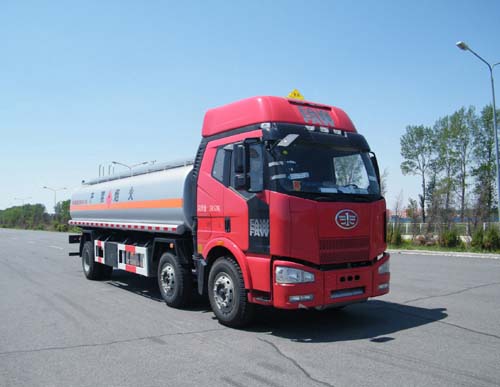 ALA5251GRYC4型易燃液体罐式运输车