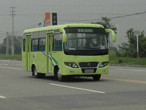 CNJ6660JQDM型城市客车