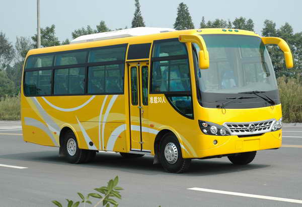 CNJ6750LQDM型客车