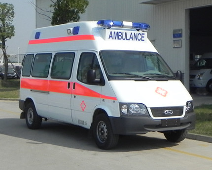 JX5034XJHZD型救护车