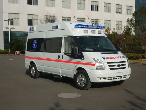 NBC5040XJH4型救护车