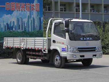 KMC1058LLB35D4型载货汽车