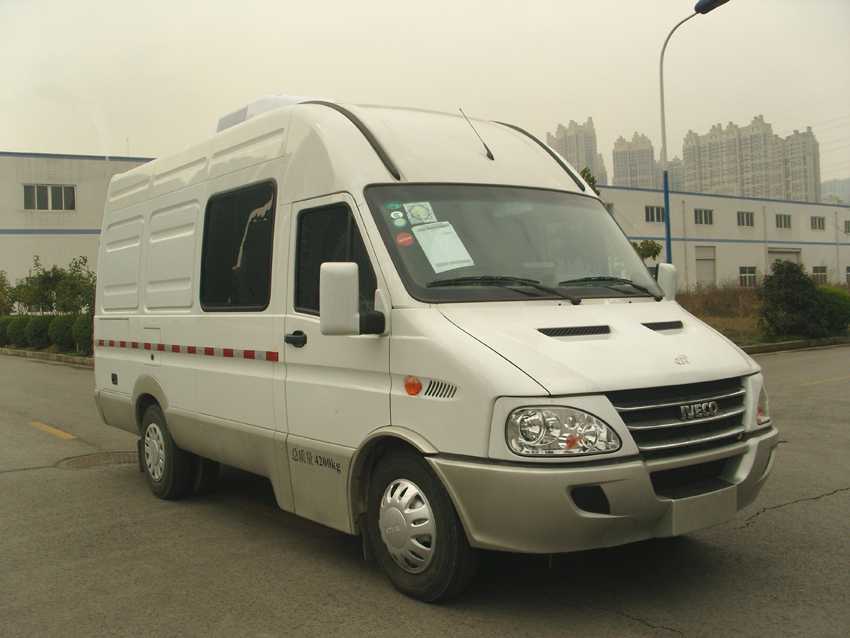 重庆南方迪马专用车NM5040XDW型流动服务车