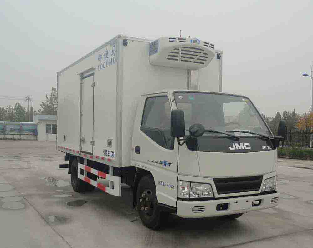 YJM5045XLC1型江铃新顺达单排冷藏车