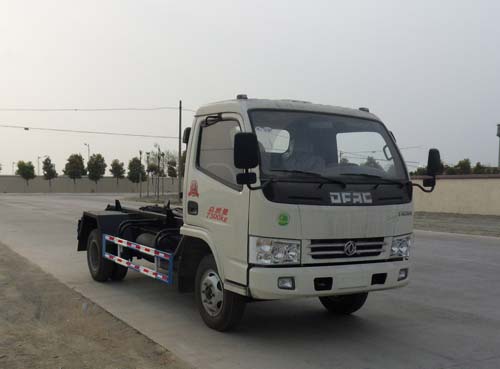 CSC5070ZXX4型东风多利卡车厢可卸式垃圾车