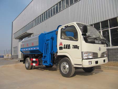 CLQ5071ZZZ4型东风多利卡自装卸式垃圾车