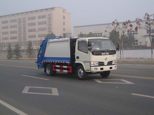 SLA5070ZYSDF8型东风多利卡压缩式垃圾车