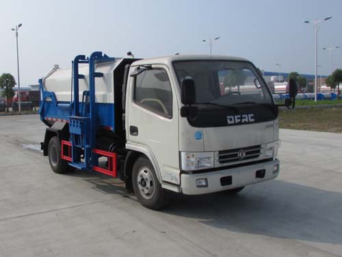 CSC5070ZZZCY4型东风多利卡自装卸式垃圾车