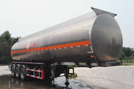 SFL9400GRYL型铝合金易燃液体罐式运输半挂车图片