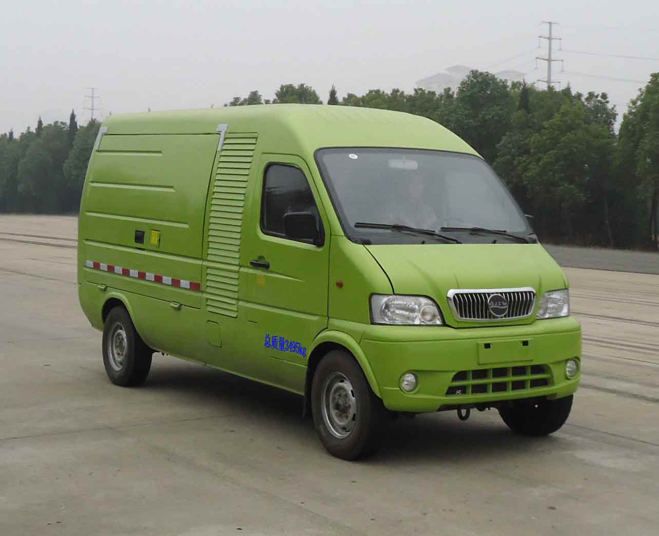 ZYP5030XXYBEV型纯电动厢式运输车
