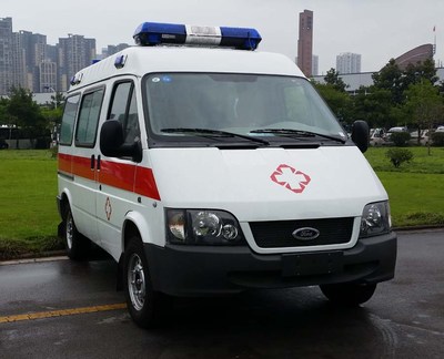 XLG5036XJH5型救护车