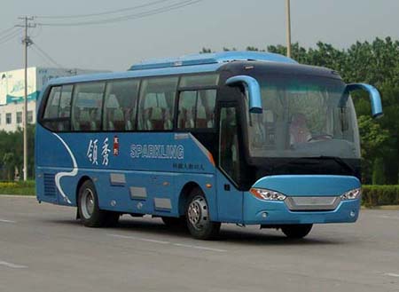 LCK6859HD1型客车