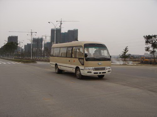 KLQ6702E4型客车