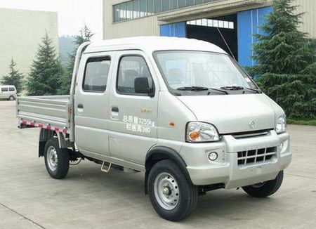 CNJ1030RS28M1型轻型载货汽车