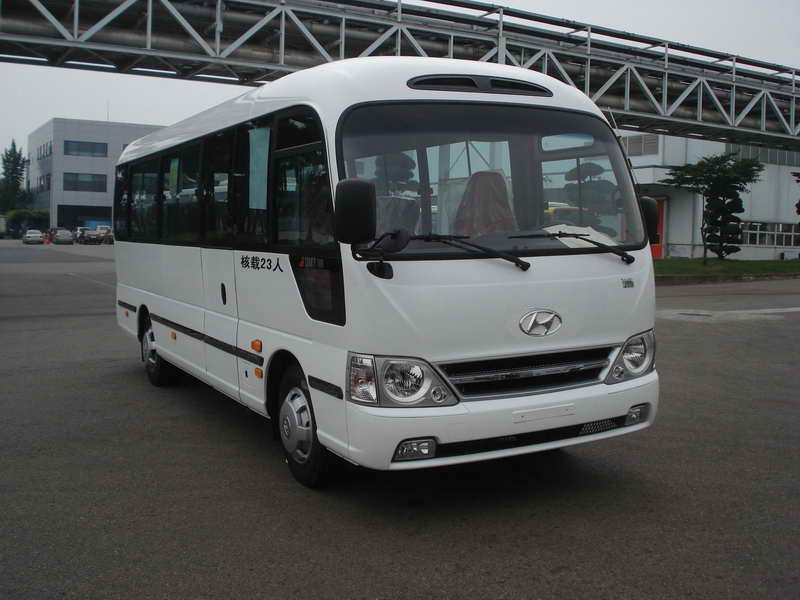 CNJ6710LQDM型客车