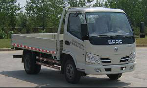 DFA1041S30D4-KM型载货汽车