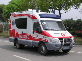 SZY5041XJHN6型救护车