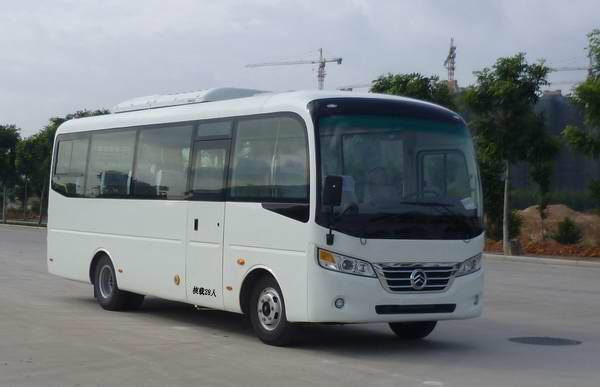 XML6722J18型客车