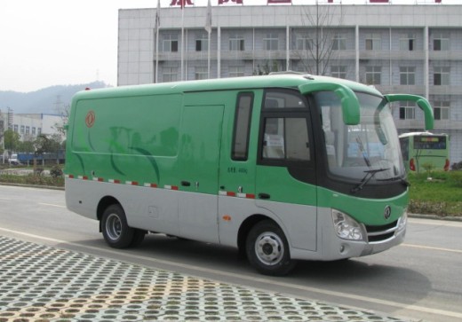 EQ5040XXY4D型厢式运输车