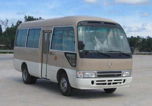 XML6601J88型客车