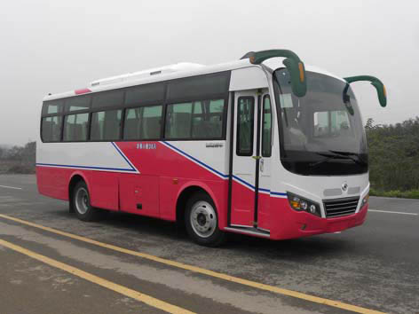 EM6821QCL4型客车
