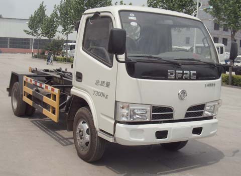 CXY5070ZXX型东风多利卡车厢可卸式垃圾车