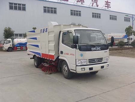 HCQ5040TSLDFA型东风小多利卡扫路车