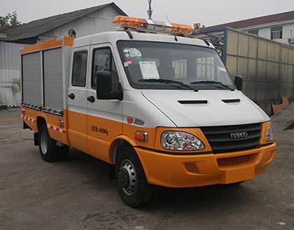 NJ5048XXH5型救险车