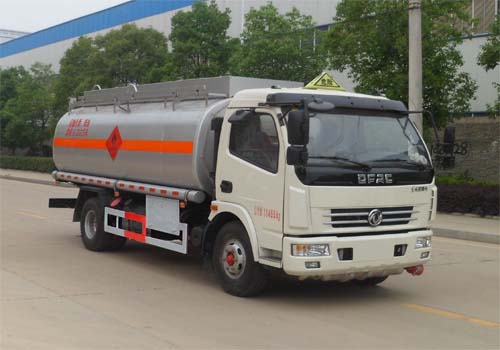 SZD5110GJYDFA4型东风大多利卡8吨加油车