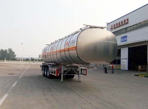 SDW9407GRYA型铝合金易燃液体罐式运输半挂车图片