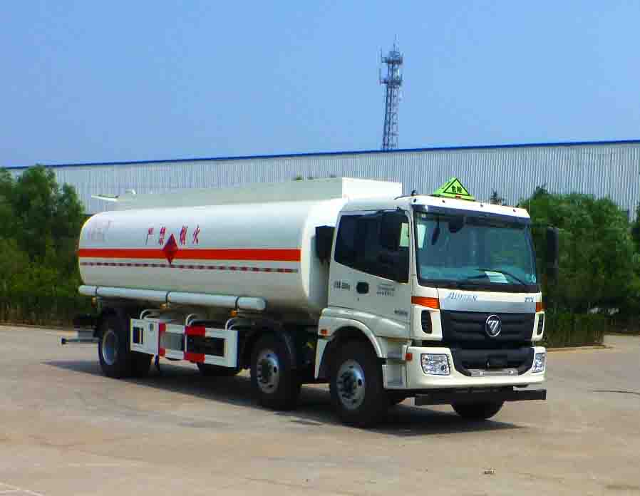 ST5250GYYK型国五欧曼小三轴20吨运油车