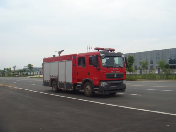 JDF5163GXFPM50泡沫消防車