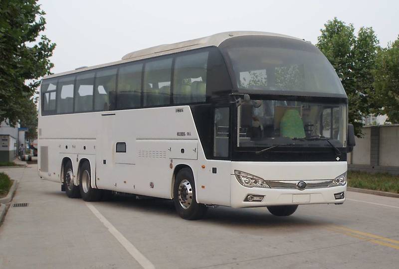 ZK6132HNQ1E型客车