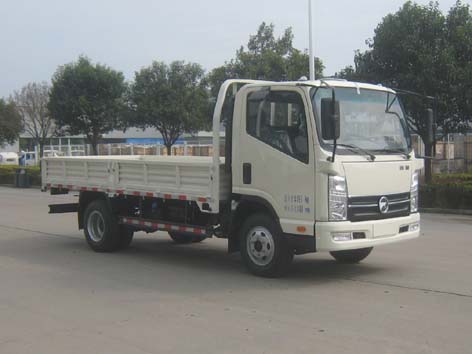KMC2042A33D5型越野载货汽车