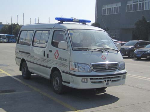 XML5035XJH95型救护车