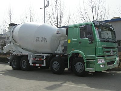ZTQ5310GJBZ7T36D型中国重汽豪沃前四后八混凝土搅拌运输车