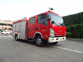 JDX5100GXFSG35-B型庆铃五十铃700P中卡水罐消防车