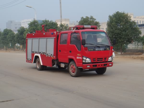 JDF5072GXFSG20-E型庆铃五十铃双排600P轻卡水罐消防车