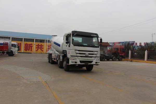CTY5310GJBZ7型中国重汽豪沃前四后八混凝土搅拌运输车