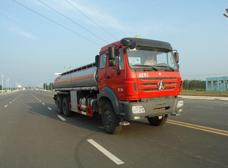SLS5250GYYN4型运油车