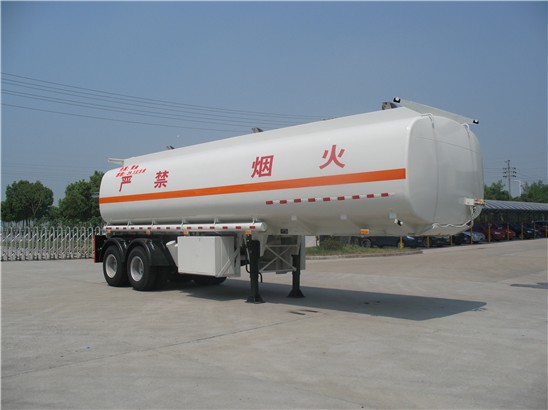 30吨加油半挂车的主要用途及特点