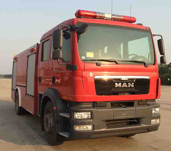 SJD5161GXFPM50-MEA型泡沫消防车