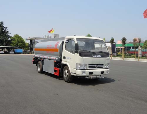 SGZ5071GJYDFA4型东风小多利卡5吨加油车
