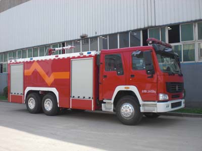 AS5243GXFPM100型泡沫消防车