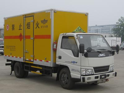 XKC5060XYN4J型江铃新顺达单排烟花爆竹专用运输车