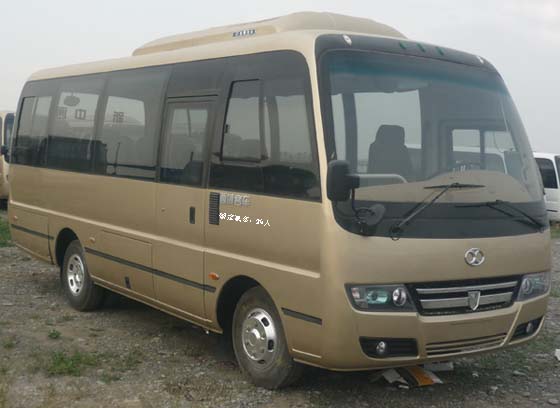 新疆中通客车XJ6661TC5型东风风尚两用客车