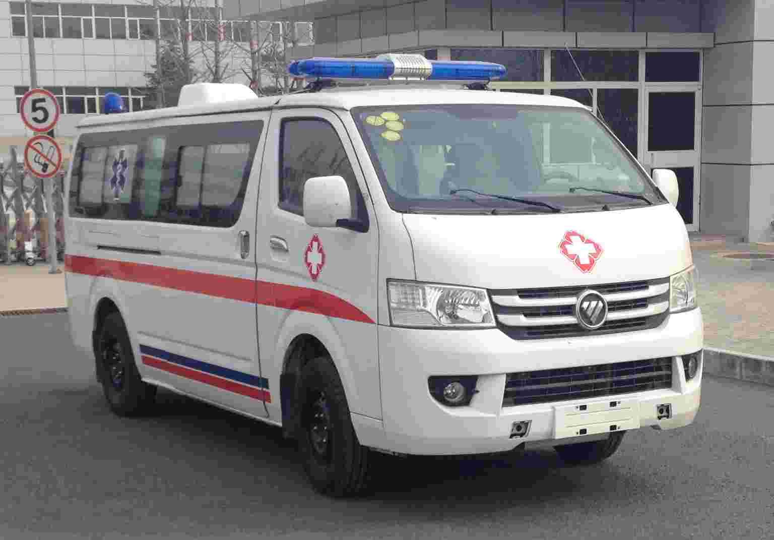 福田G7商务面包救护车图片